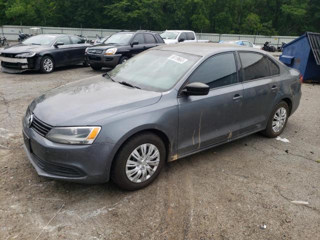 Volkswagen Jetta base (2013)