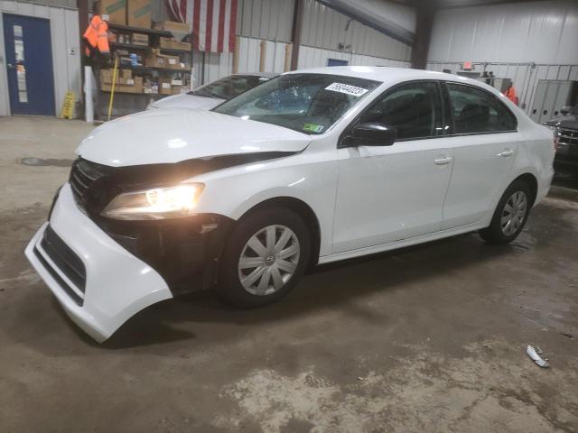 Volkswagen Jetta base (2015)