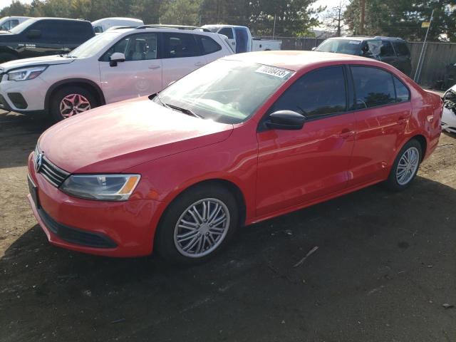 Volkswagen Jetta base (2012)