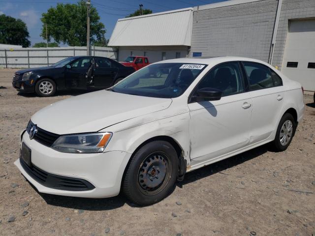 Volkswagen Jetta base (2013)