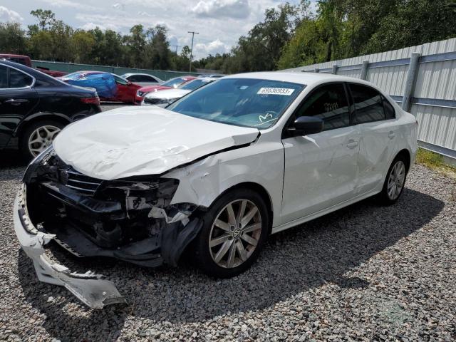 Volkswagen Jetta base (2015)