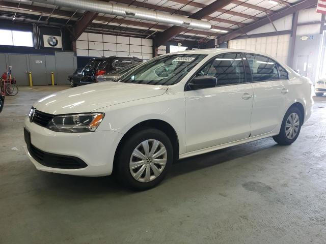 Volkswagen Jetta base (2013)