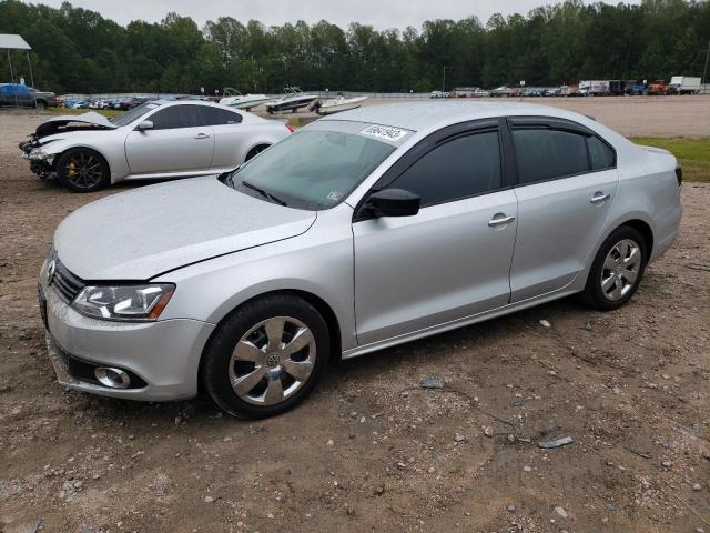 Volkswagen Jetta base (2011)