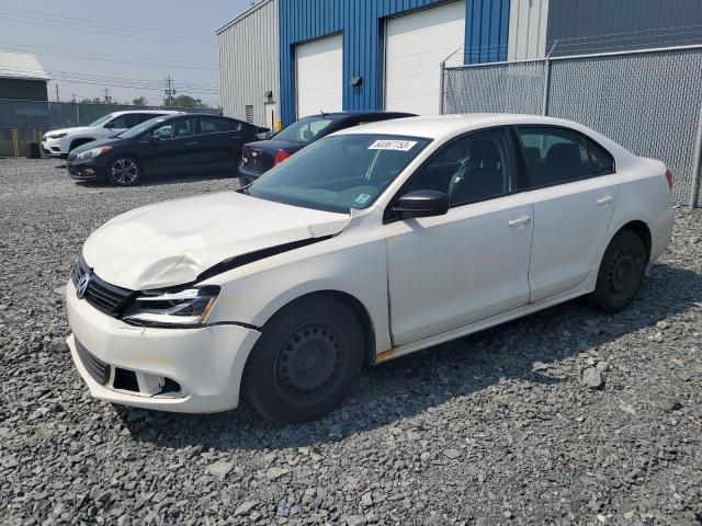 Volkswagen Jetta base (2013)