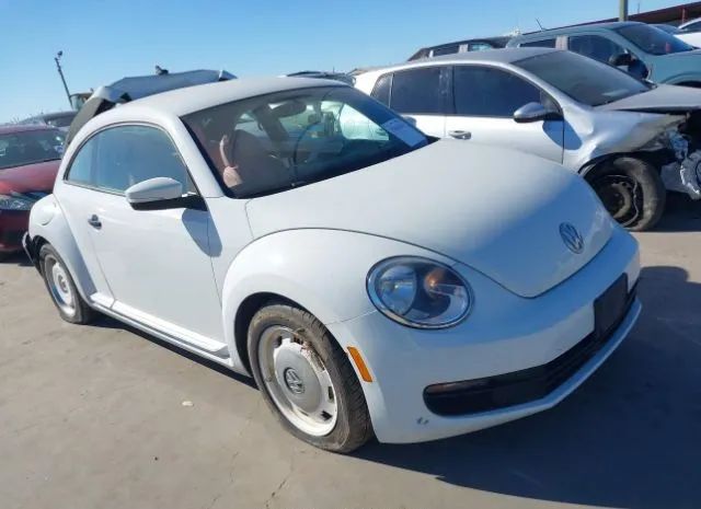 Volkswagen Beetle coupe (2015)