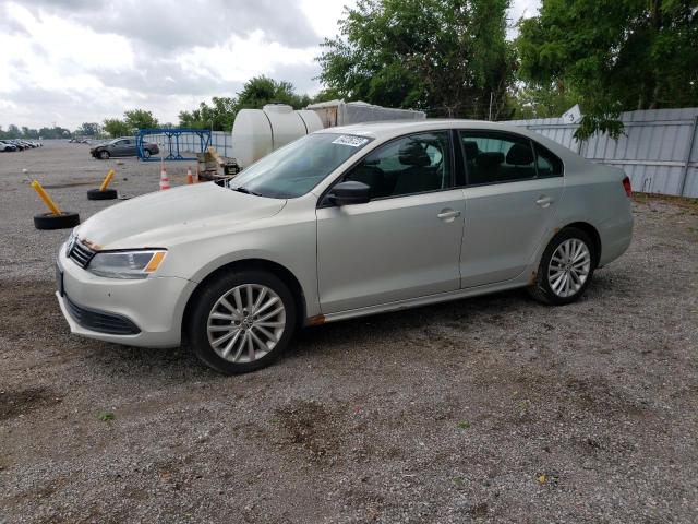 Volkswagen Jetta base (2011)