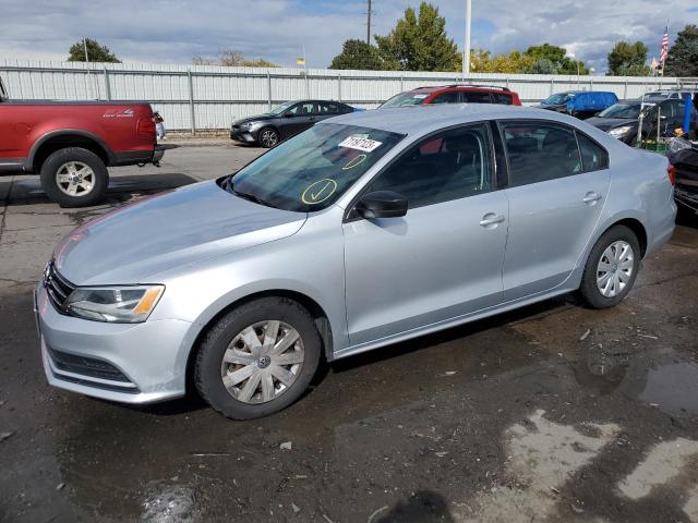 Volkswagen Jetta base (2015)