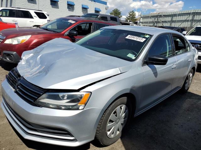 Volkswagen Jetta base (2015)