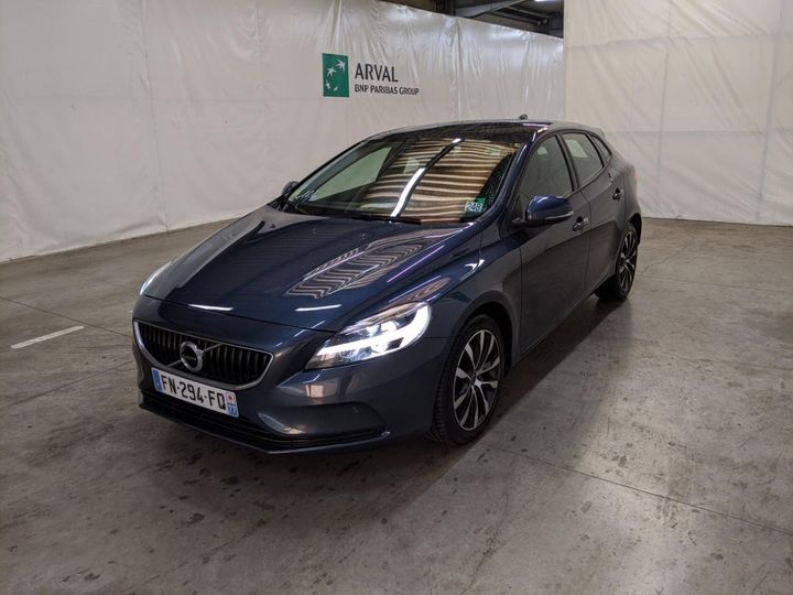 Volvo V40 (2020)