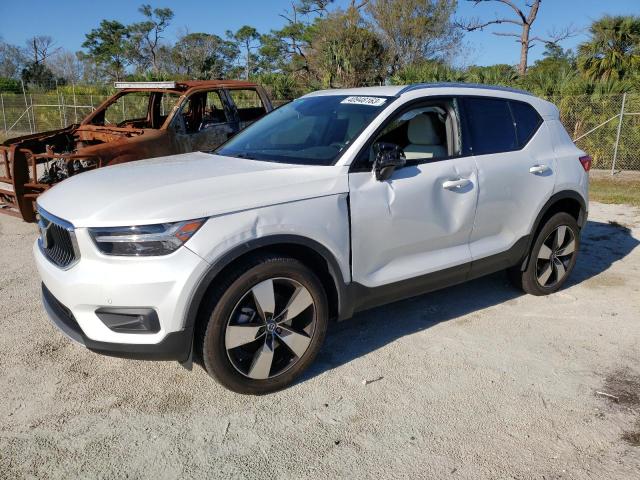 Volvo Xc40 t4 mo (2021)