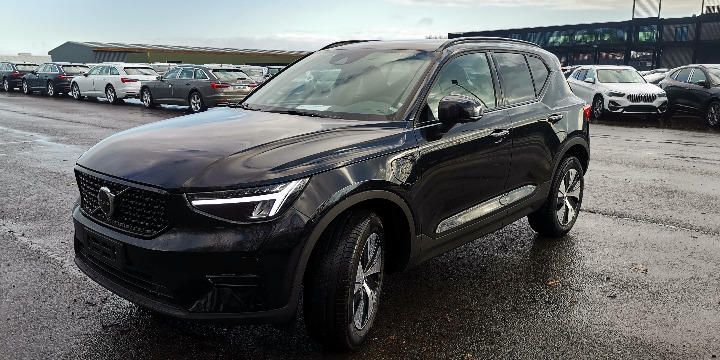 Volvo Xc40 suv (2022)