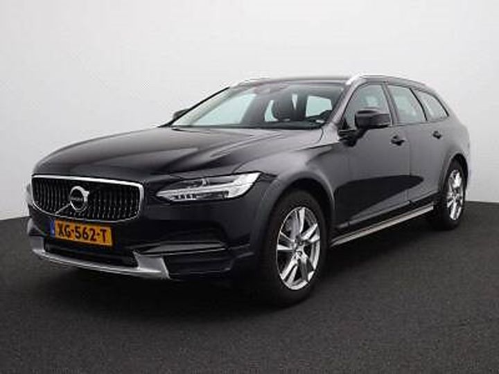 Volvo V90 cross country (2019)