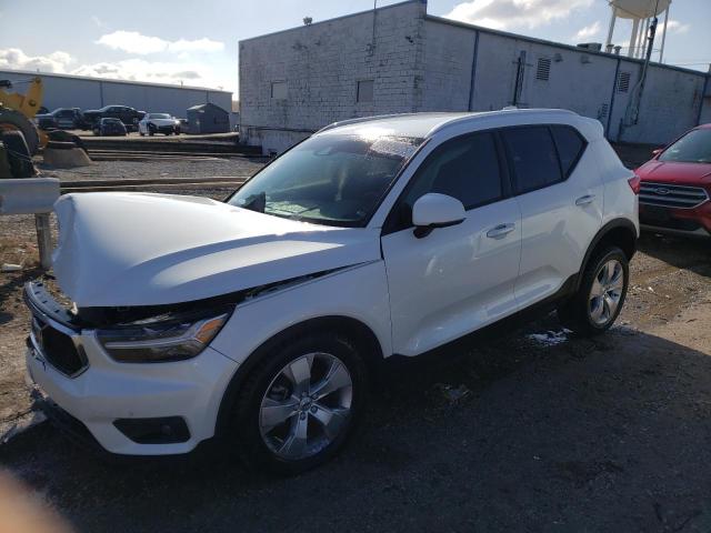 Volvo Xc40 t4 mo (2022)