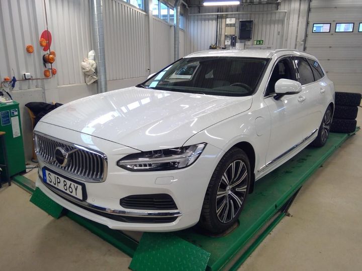 Volvo V90 (2021)