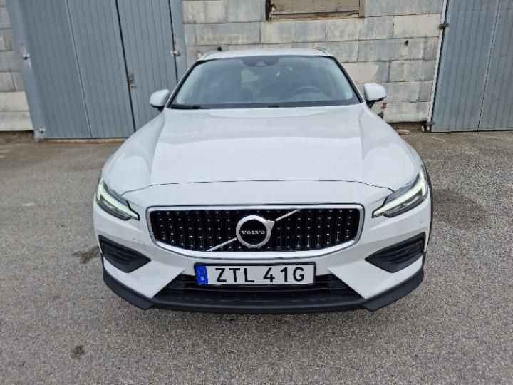 Volvo V60 cross country (2020)