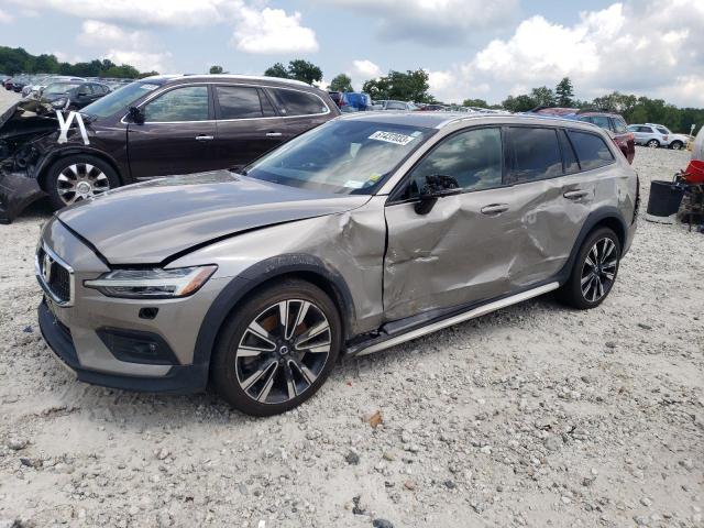 Volvo V60 cross (2020)