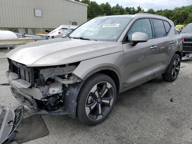 Volvo Xc40 t5 mo (2022)