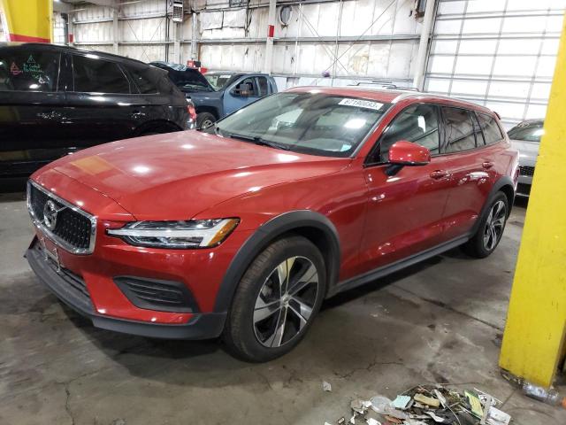 Volvo V60 cross (2020)