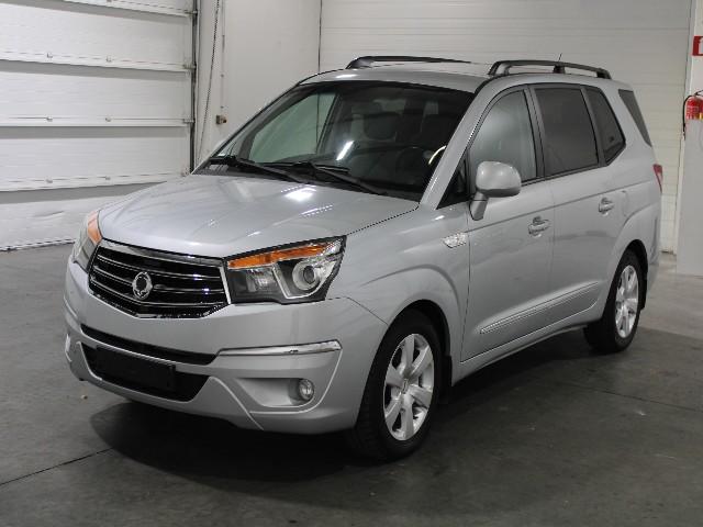 Ssangyong Turismo mpv (2014)