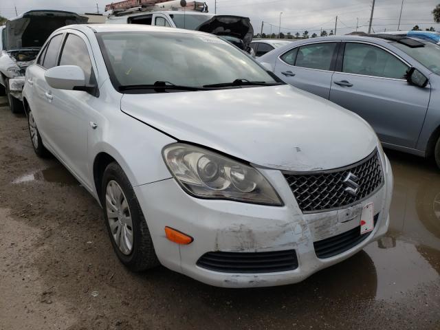 Suzuki Kizashi s (2010)