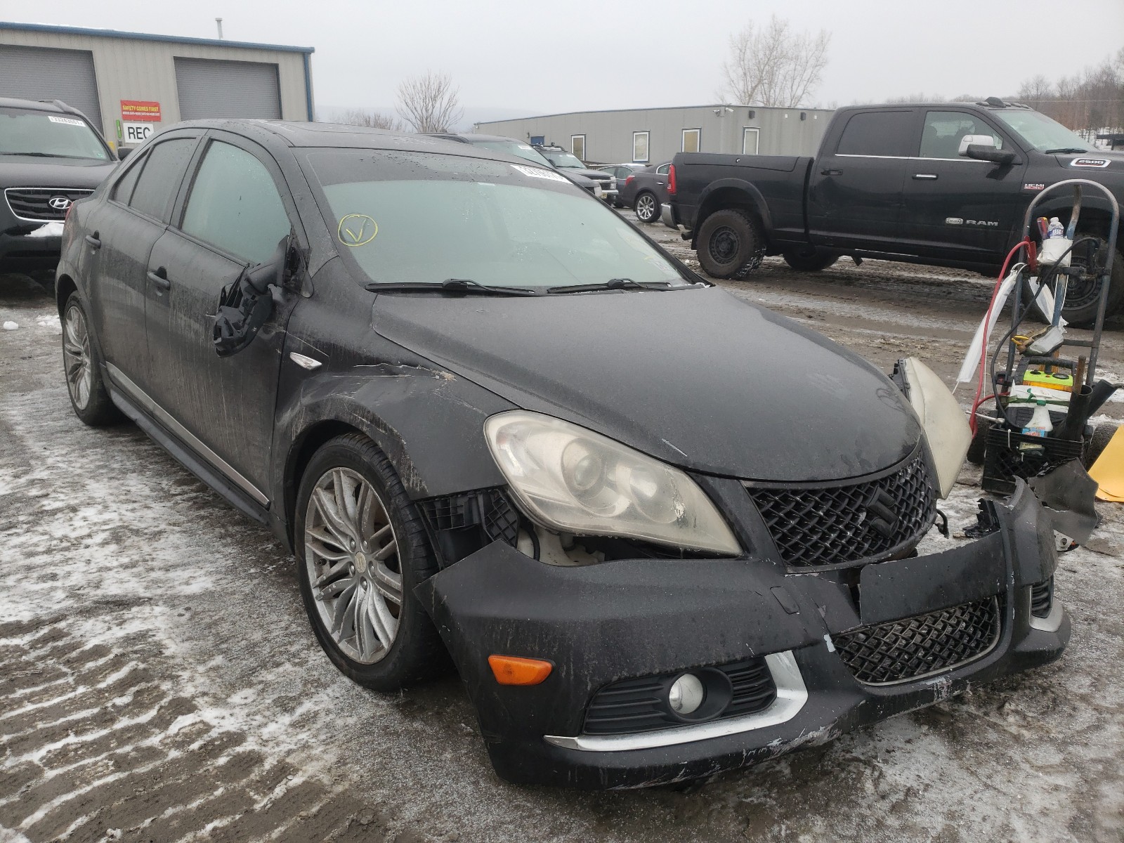 Suzuki Kizashi (2012)