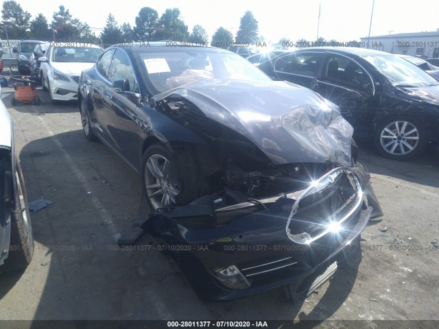 Tesla Model s (2015)