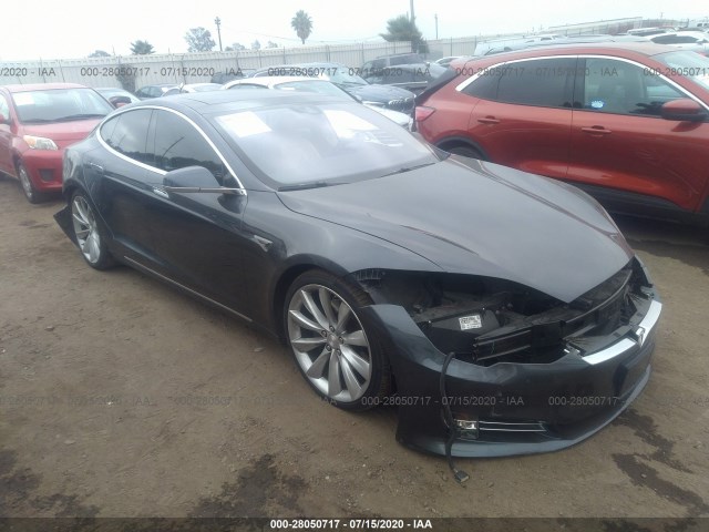 Tesla Model s (2016)