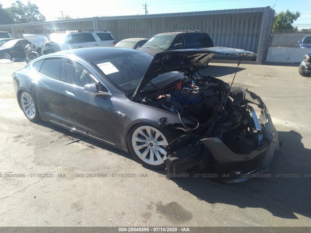Tesla Model s (2018)