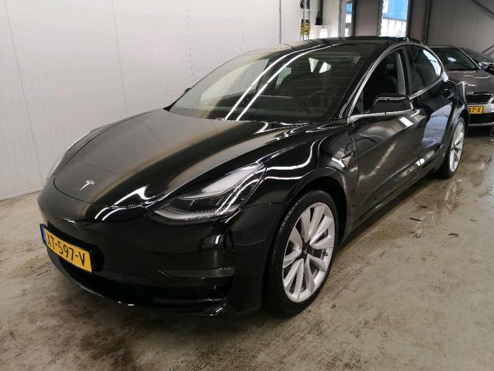 Tesla 3 (2019)