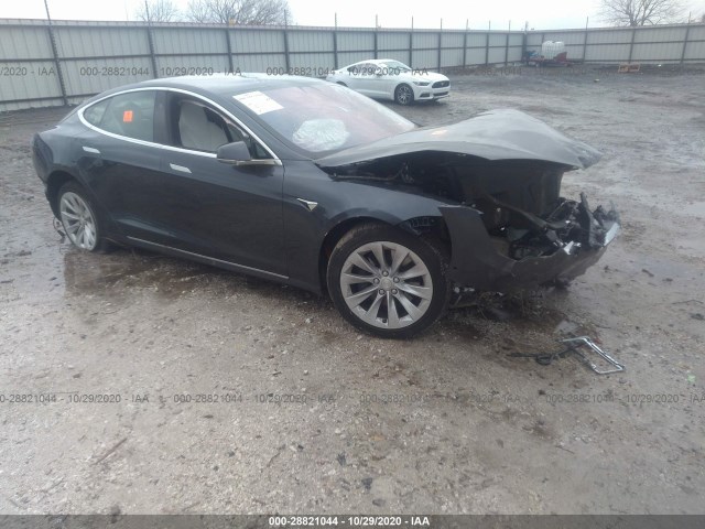 Tesla Model s (2017)