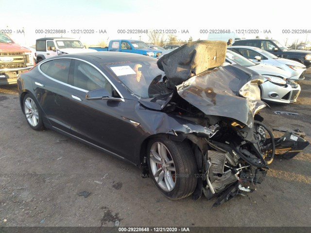 Tesla Model s (2015)