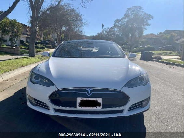 Tesla Model s (2013)