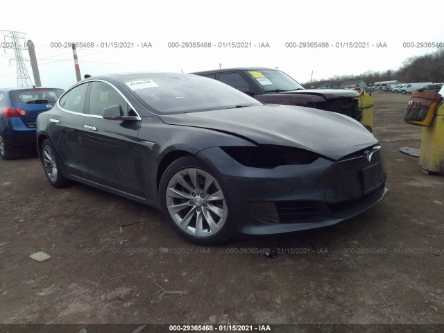 Tesla Model s (2016)