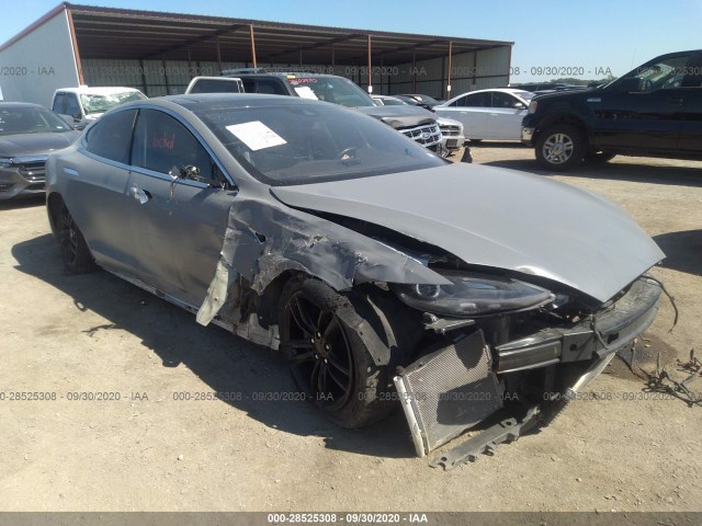 Tesla Model s (2016)