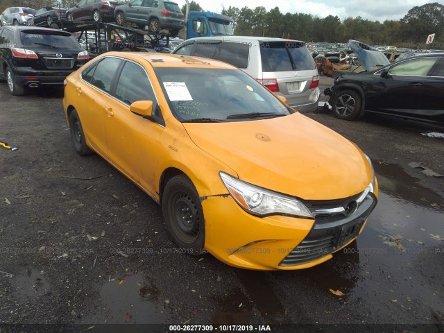 Toyota Camry hybrid (2015)