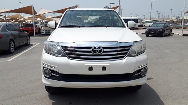 Toyota Fortuner (2015)