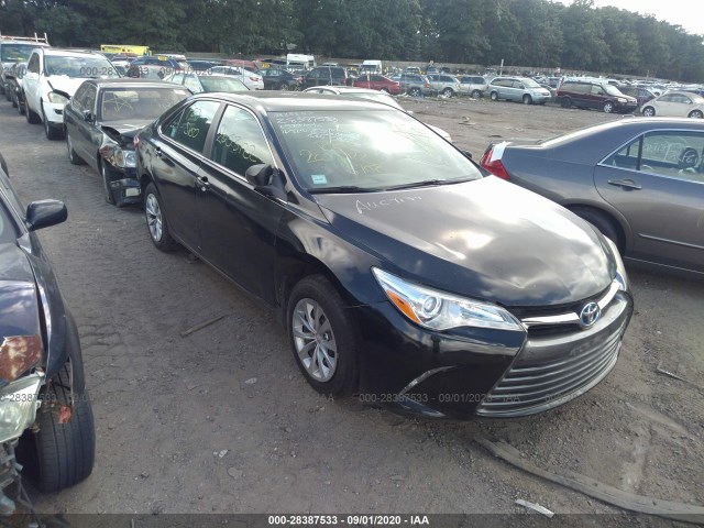 Toyota Camry hybrid (2015)