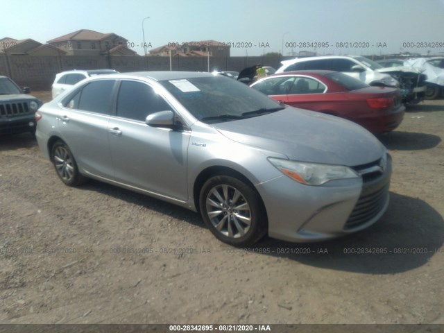 Toyota Camry hybrid (2015)