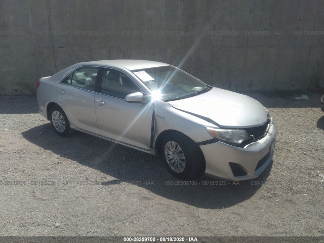 Toyota Camry hybrid (2013)