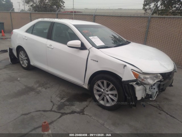 Toyota Camry hybrid (2014)