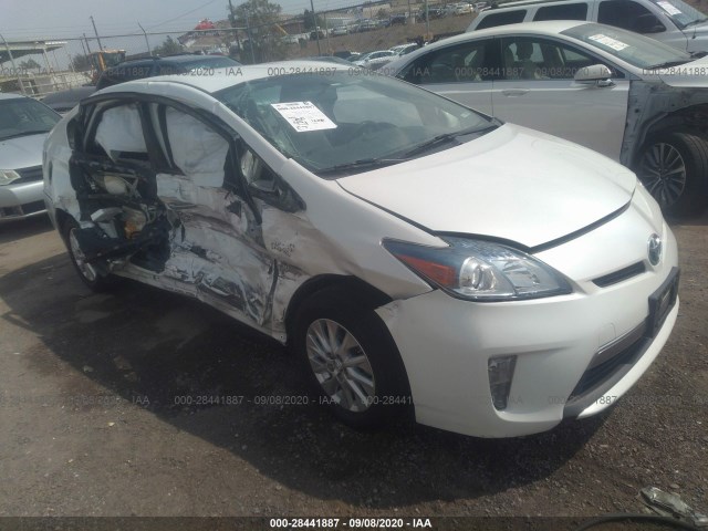 Toyota Prius plug-in (2014)