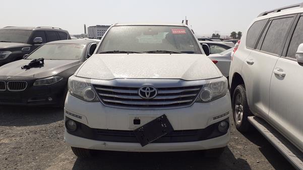 Toyota Fortuner (2015)