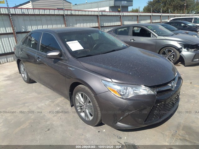 Toyota Camry hybrid (2015)