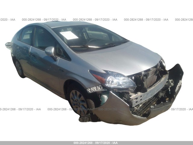 Toyota Prius plug-in (2015)