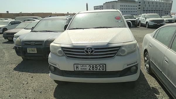 Toyota Fortuner (2015)
