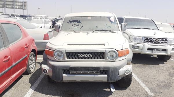 Toyota Fj cruiser (2015)