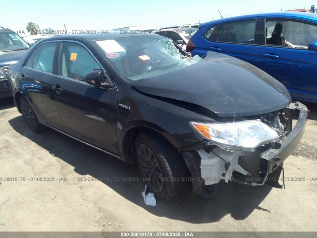 Toyota Camry hybrid (2014)