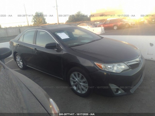 Toyota Camry hybrid (2012)