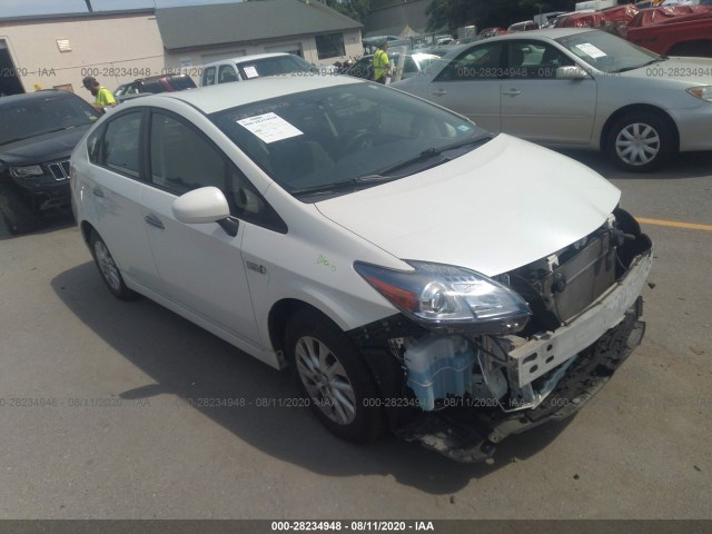 Toyota Prius plug-in (2013)
