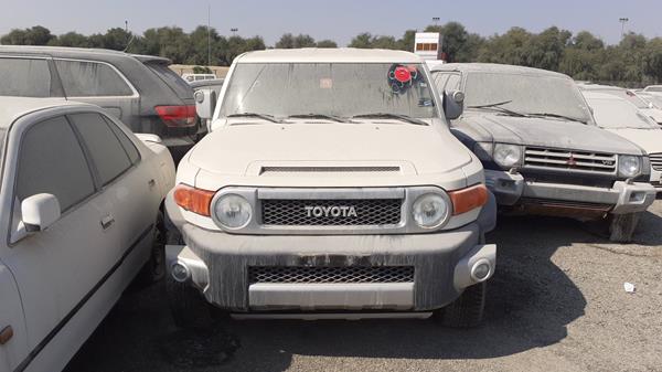 Toyota Fj cruiser (2015)
